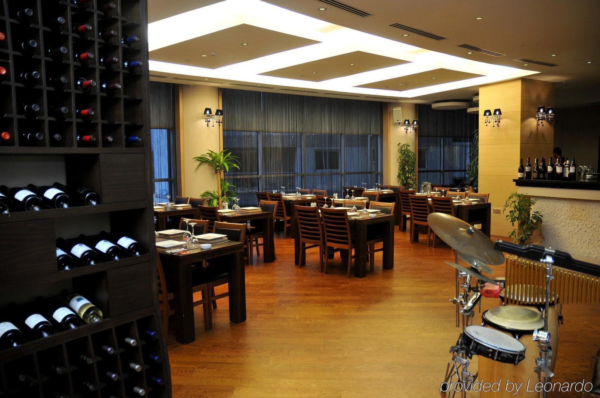 Grand Pasha Luxury Central Nicosia Hotel & Casino מסעדה תמונה