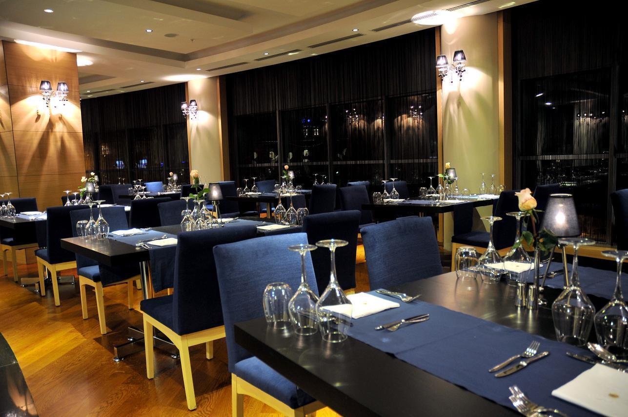 Grand Pasha Luxury Central Nicosia Hotel & Casino מסעדה תמונה
