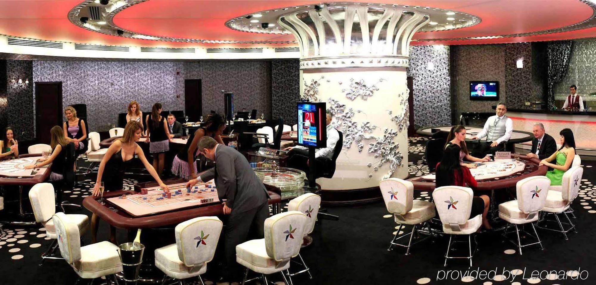 Grand Pasha Luxury Central Nicosia Hotel & Casino מסעדה תמונה