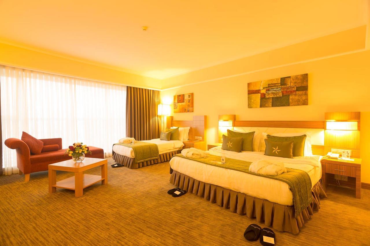Grand Pasha Luxury Central Nicosia Hotel & Casino מראה חיצוני תמונה