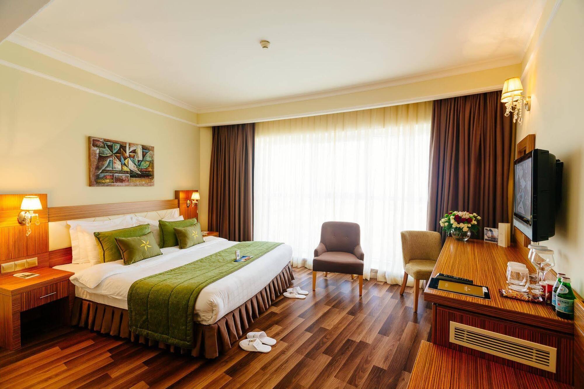 Grand Pasha Luxury Central Nicosia Hotel & Casino מראה חיצוני תמונה