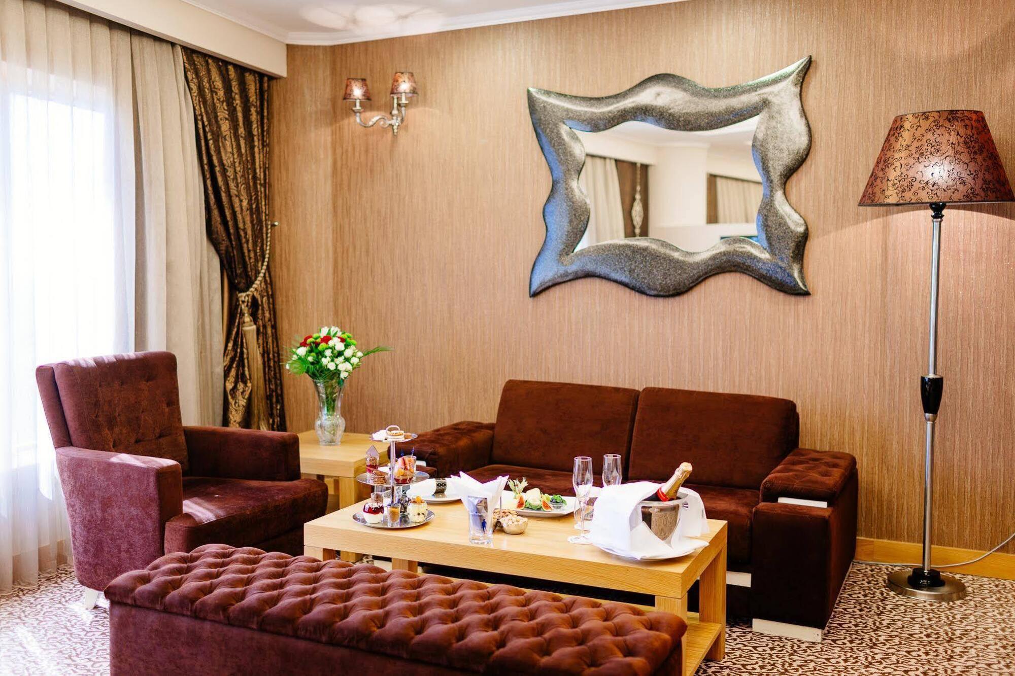 Grand Pasha Luxury Central Nicosia Hotel & Casino מראה חיצוני תמונה