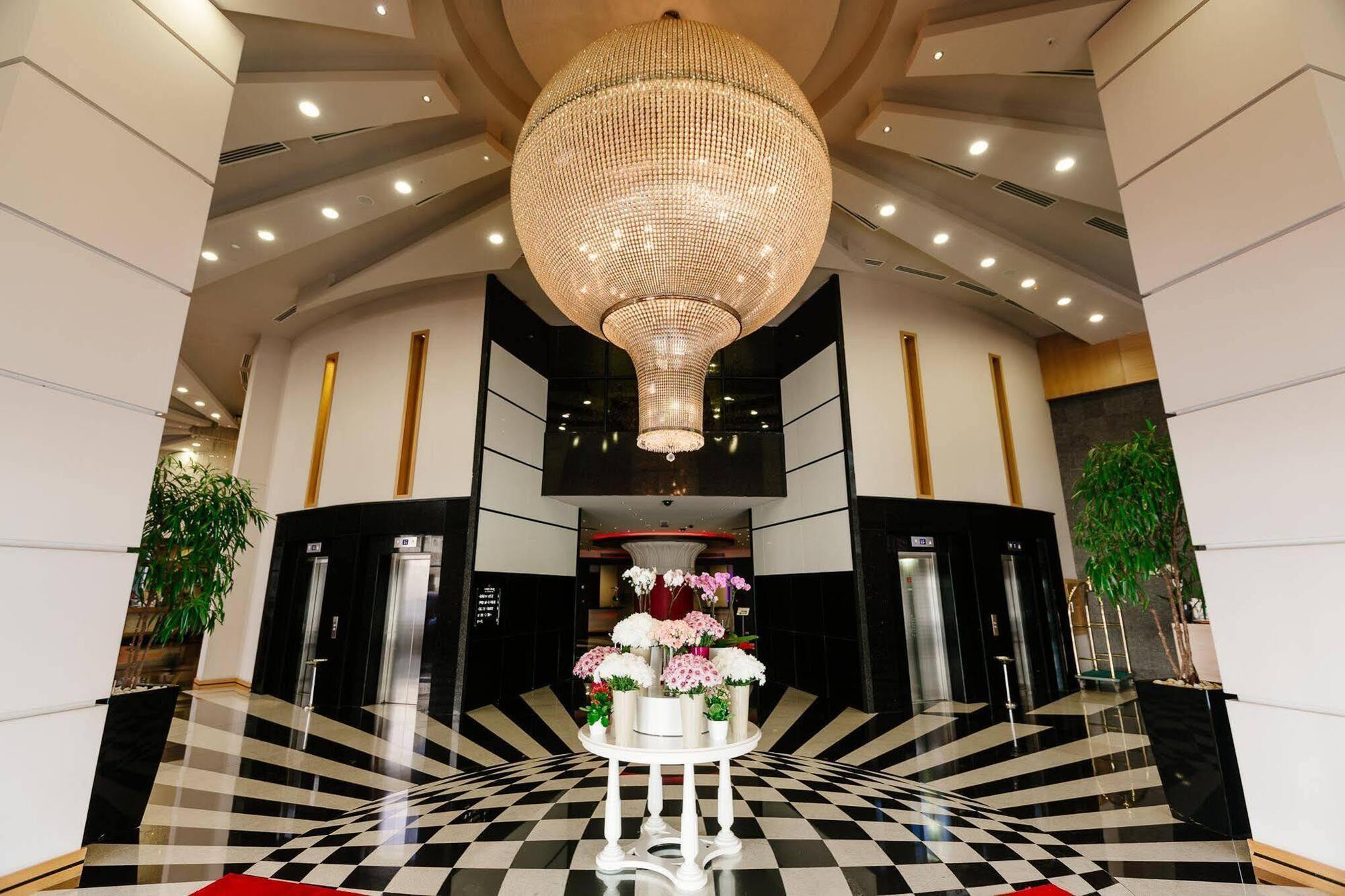 Grand Pasha Luxury Central Nicosia Hotel & Casino מראה חיצוני תמונה